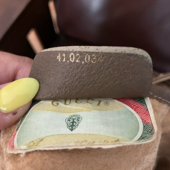 Authentic Gucci - Picture 8 of 11